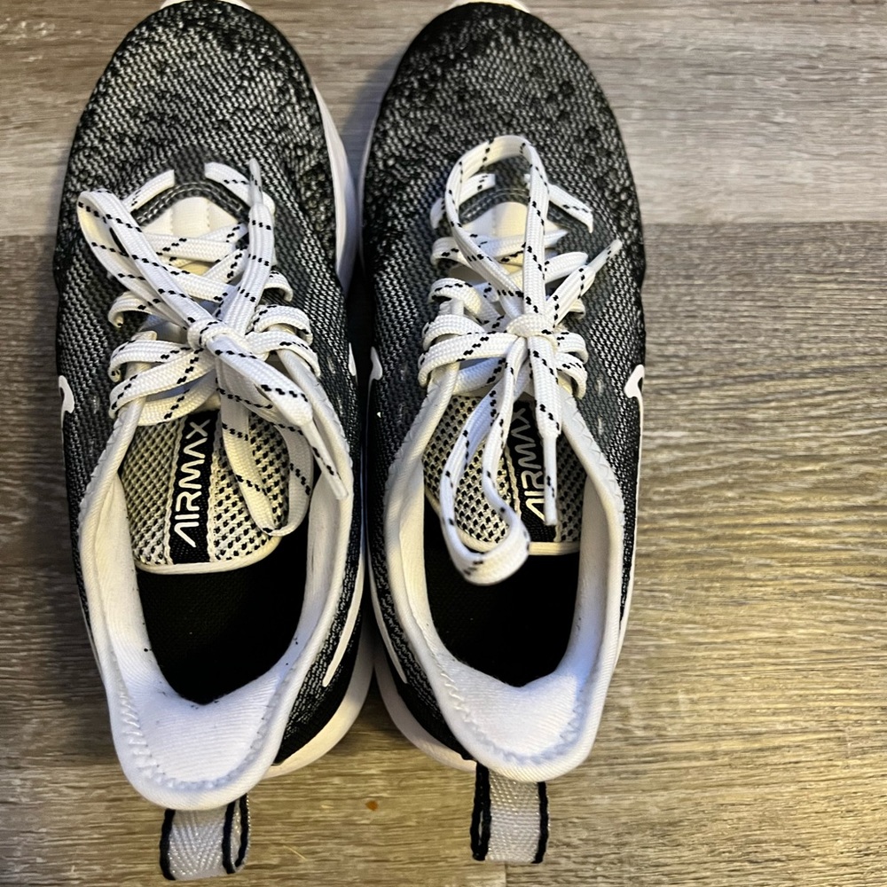 Womens Nike Airmax